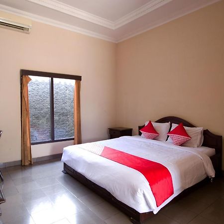Oyo 3207 Hotel Gracia Bandar Lampung Exterior foto