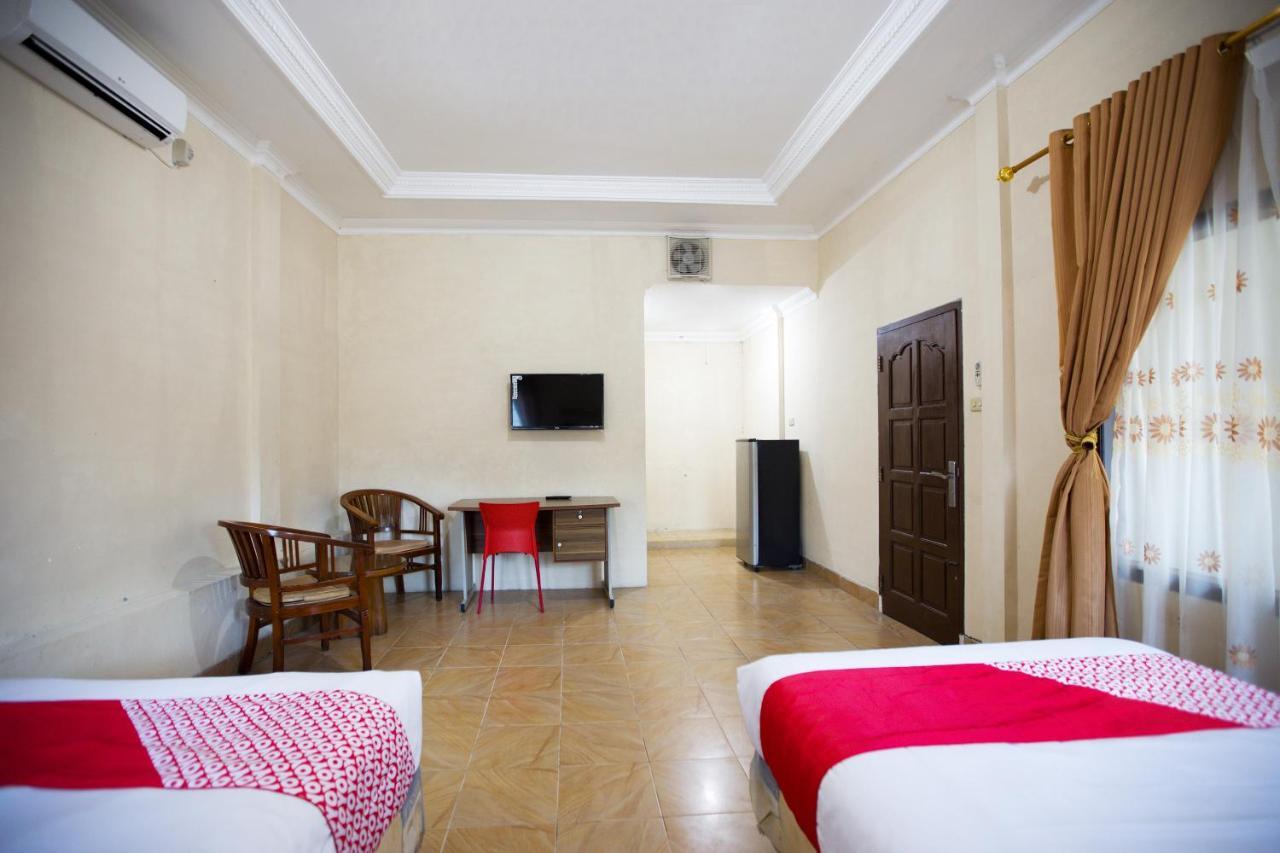 Oyo 3207 Hotel Gracia Bandar Lampung Exterior foto