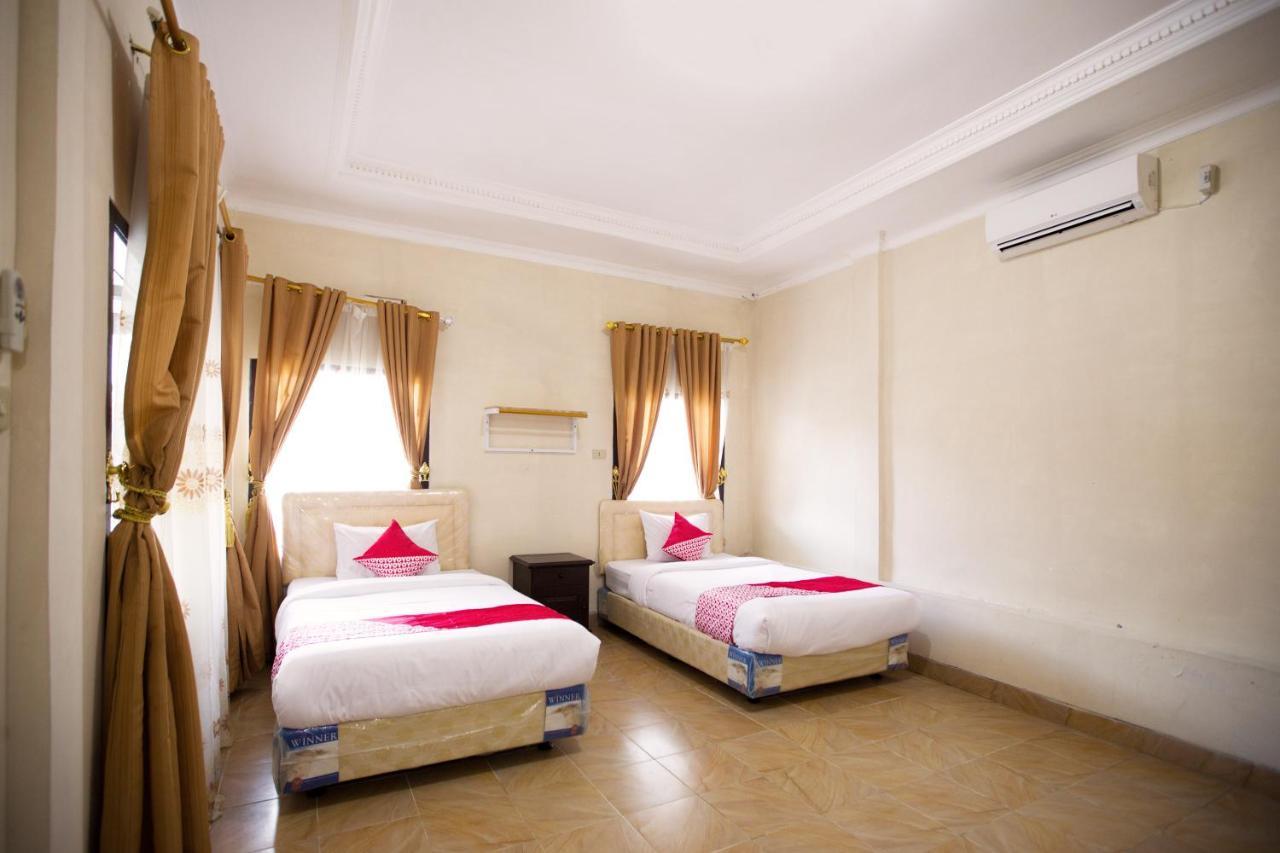 Oyo 3207 Hotel Gracia Bandar Lampung Exterior foto