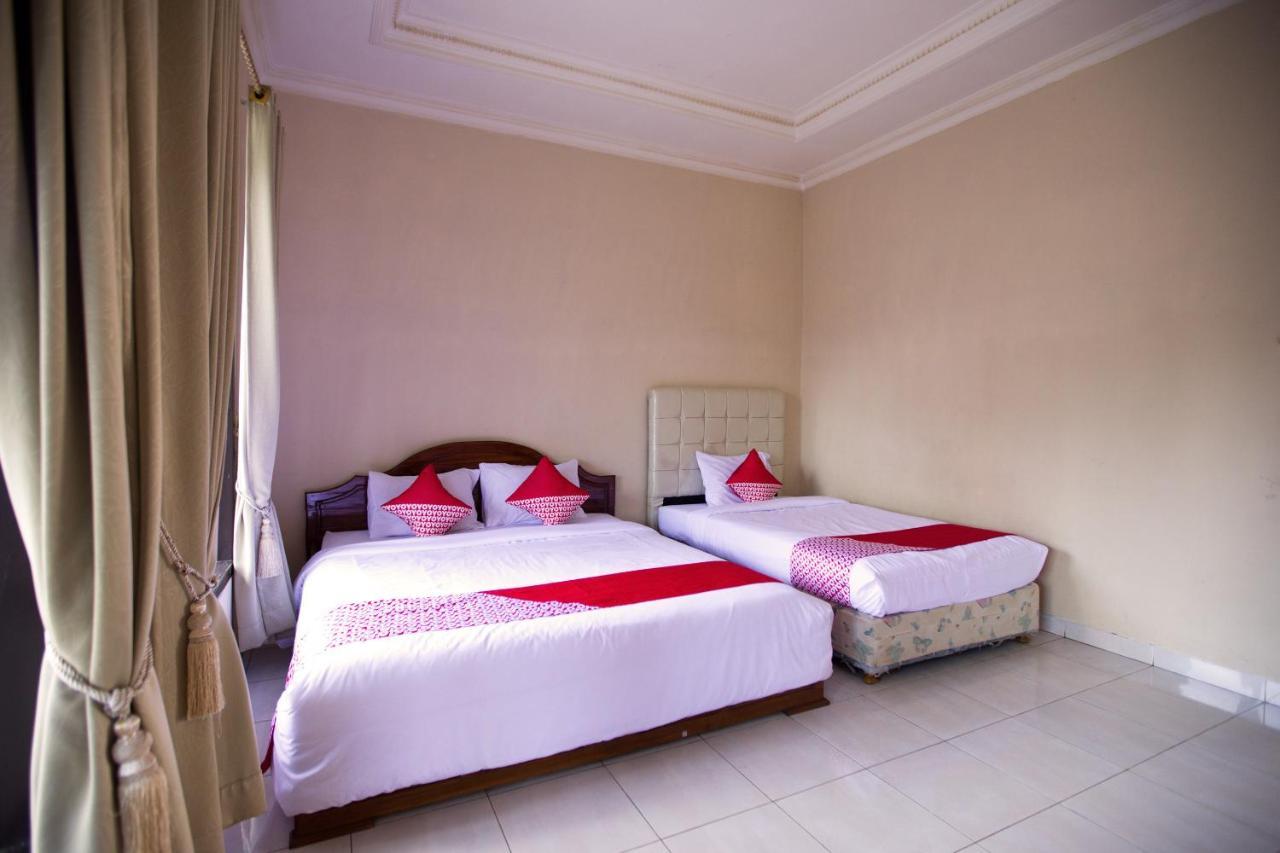 Oyo 3207 Hotel Gracia Bandar Lampung Exterior foto