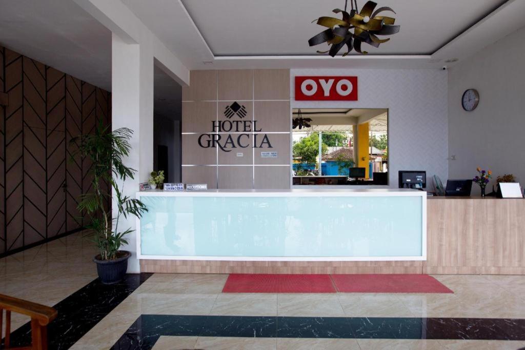 Oyo 3207 Hotel Gracia Bandar Lampung Exterior foto